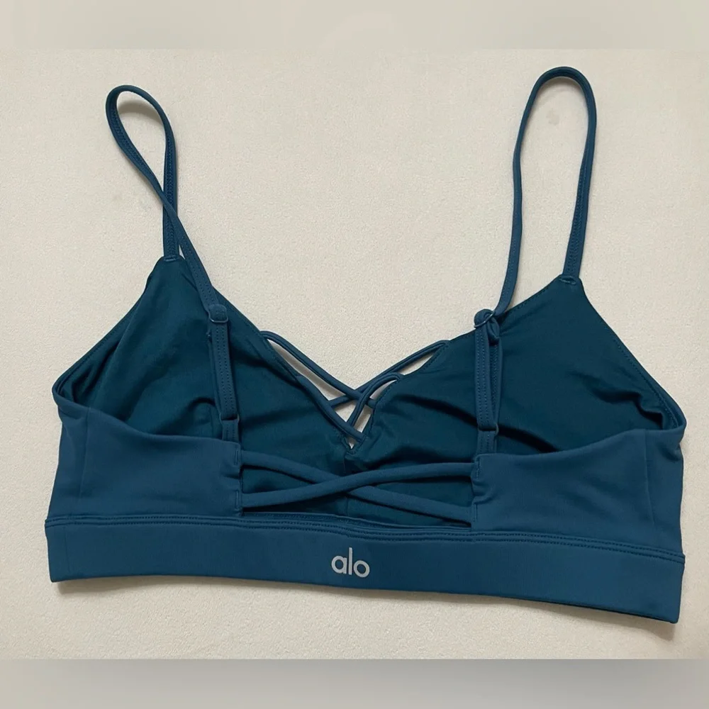 NWOT Alo Yoga Interlace Sports Bra Legion Blue Size S